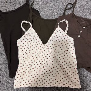 Brandy Melville tank top bundle